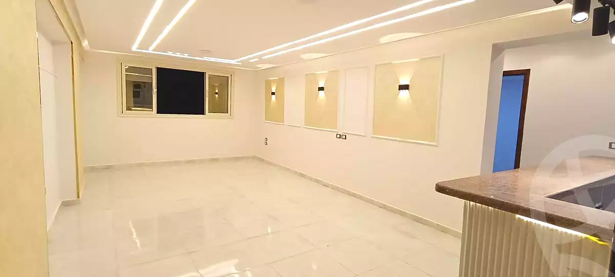 https://aqarmap.com.eg/en/listing/7042317-for-sale-cairo-helwan-hadayek-helwan-nile-corniche-st