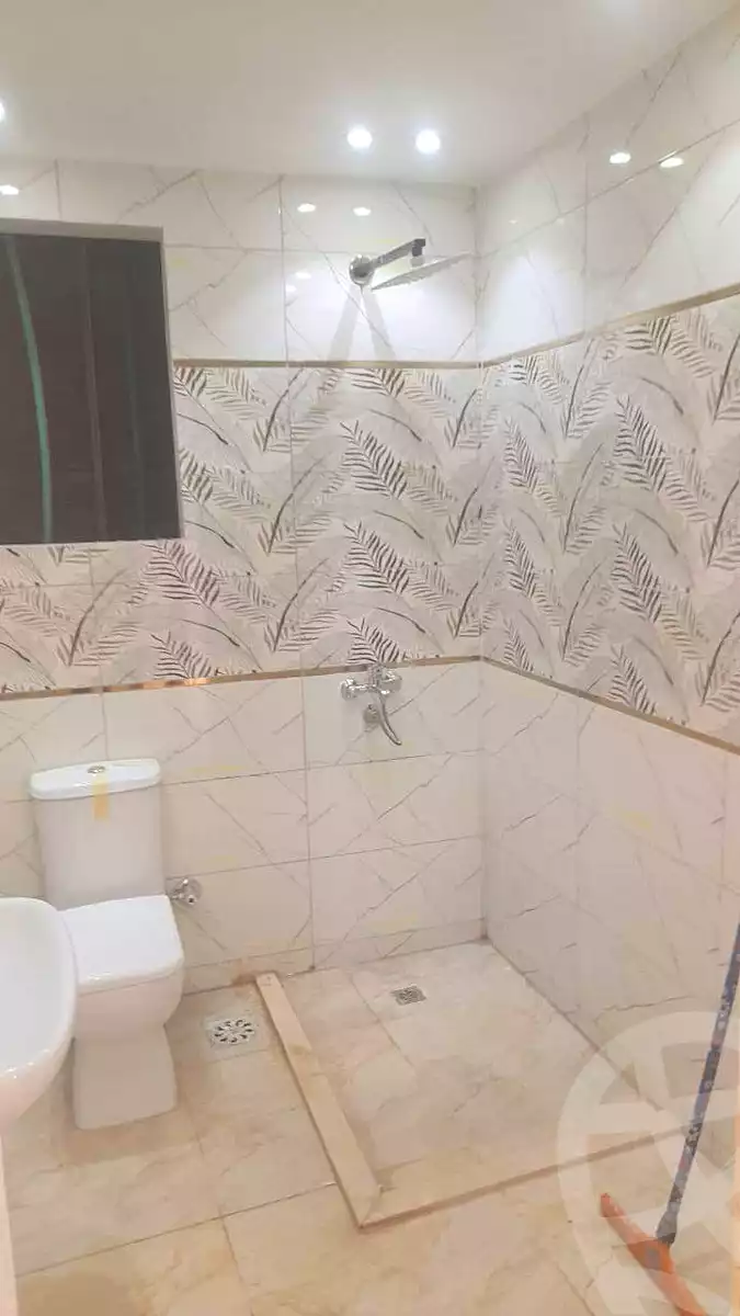 https://aqarmap.com.eg/ar/listing/7042363-for-sale-cairo-helwan-hadayek-helwan-el-eshrein-st