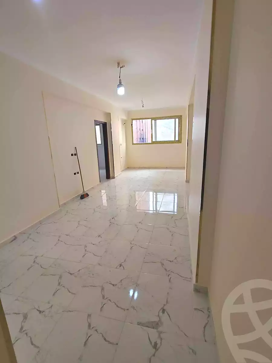 https://aqarmap.com.eg/ar/listing/7042372-for-sale-cairo-helwan-hadayek-helwan-el-eshrein-st