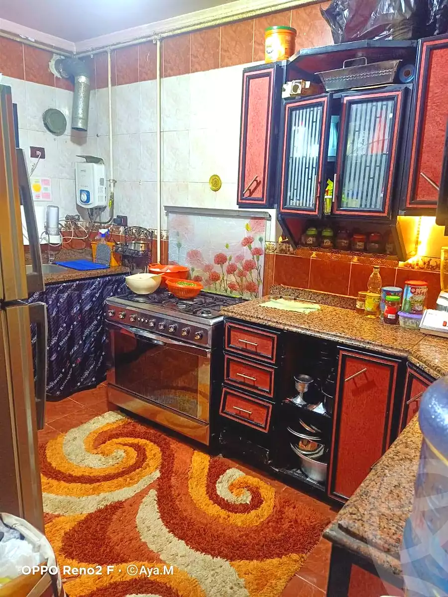https://aqarmap.com.eg/ar/listing/7042408-for-sale-cairo-helwan-helwan-el-sharkeya-mostafa-safwat-st