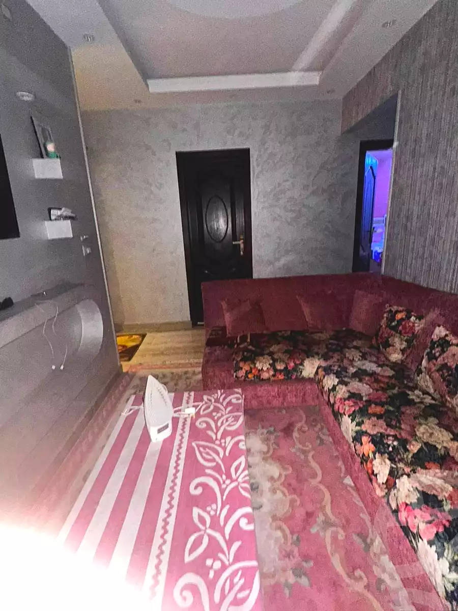 https://aqarmap.com.eg/en/listing/7042455-for-sale-cairo-helwan-helwan-el-sharkeya-heidar-st