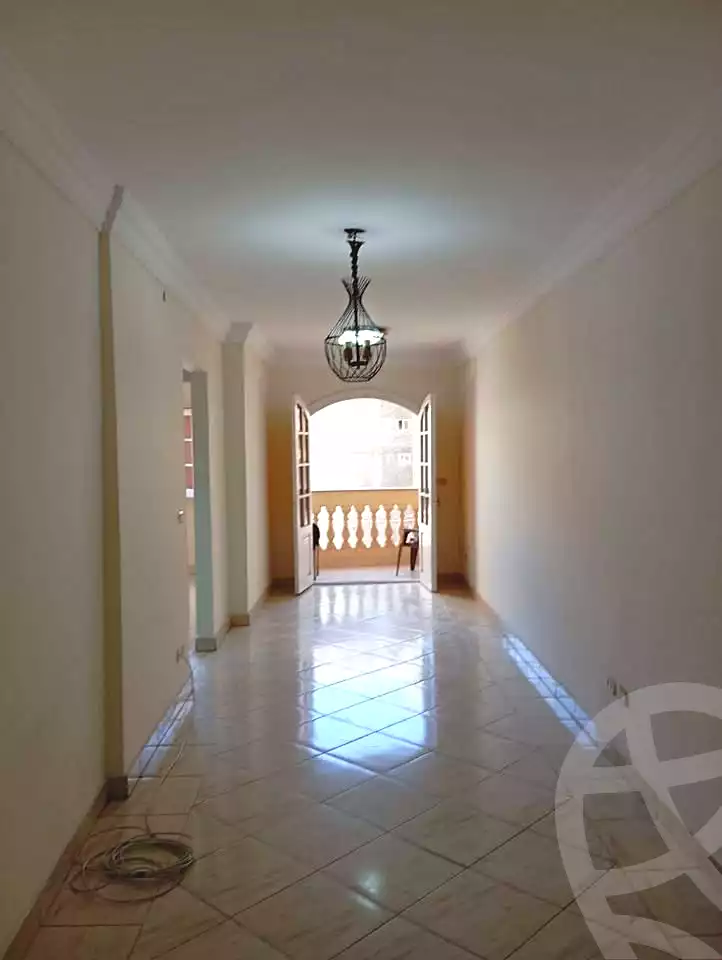 https://aqarmap.com.eg/ar/listing/7042565-for-sale-alexandria-sydy-bshr-sydy-bshr-bhry-shr-khld-bn-lwlyd