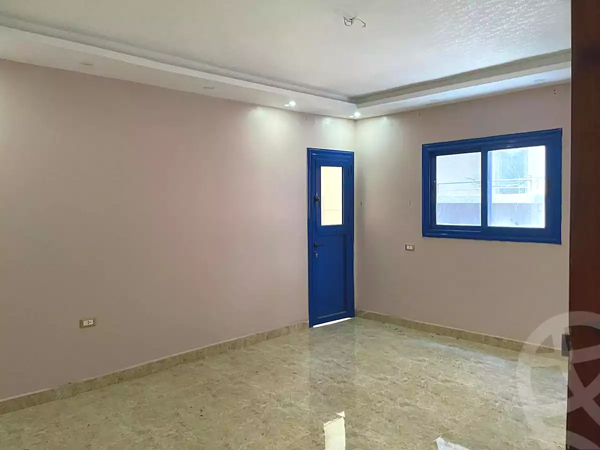 https://aqarmap.com.eg/ar/listing/7042619-for-sale-ismailia-ismailia-city-el-shaikh-zayed-st