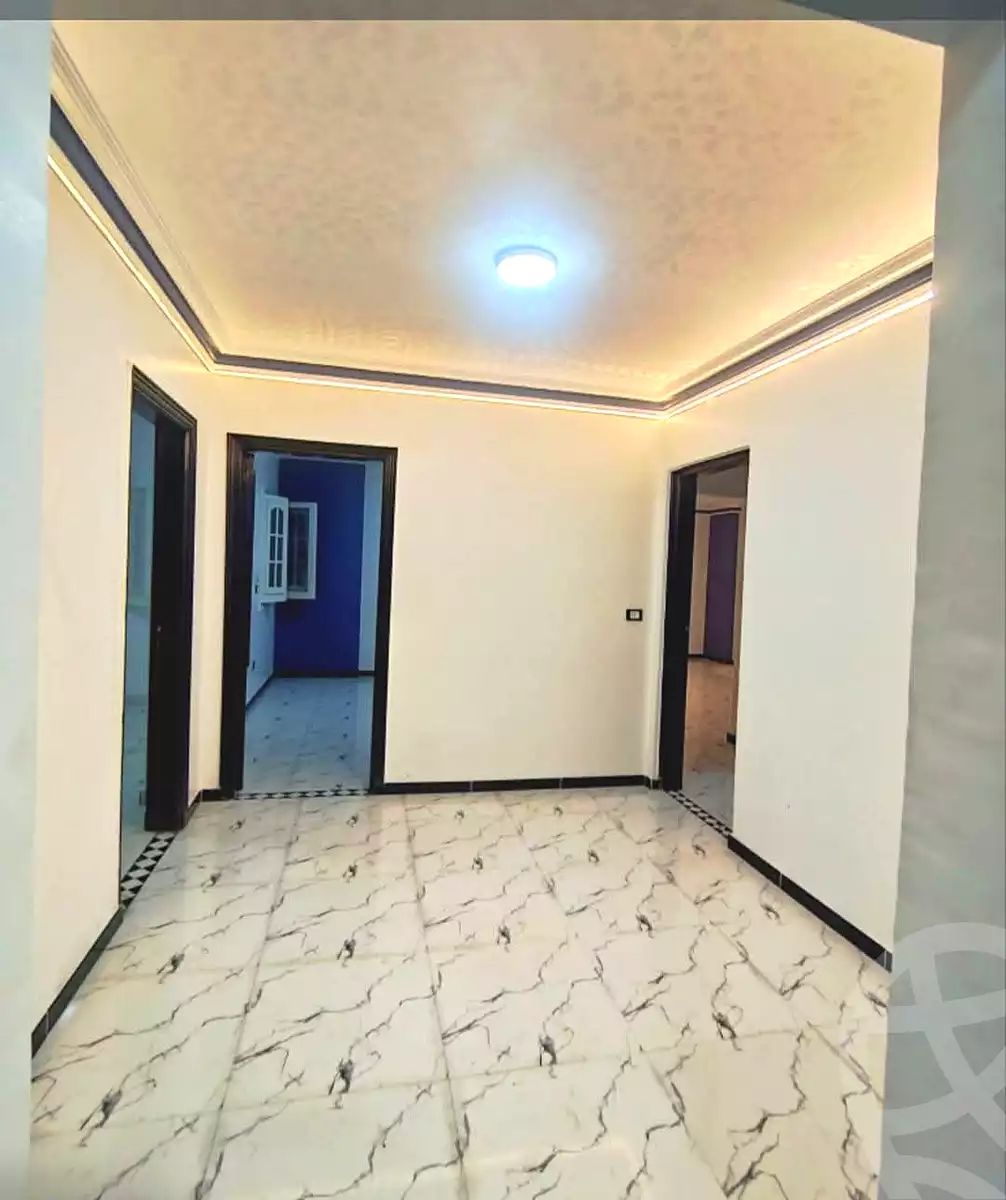 https://aqarmap.com.eg/ar/listing/7042728-for-sale-cairo-helwan-helwan-el-sharkeya-thabit-basha-st
