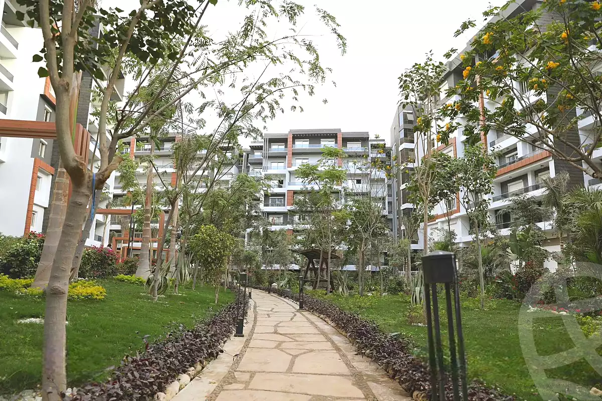 https://aqarmap.com.eg/ar/listing/7042998-for-sale-cairo-new-administrative-capital-r7-la-capitale