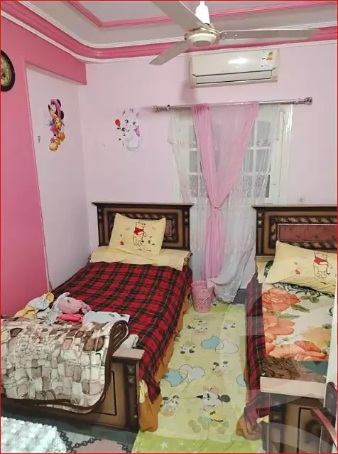 https://aqarmap.com.eg/ar/listing/7043085-for-sale-cairo-helwan-hadayek-helwan-nile-corniche-st