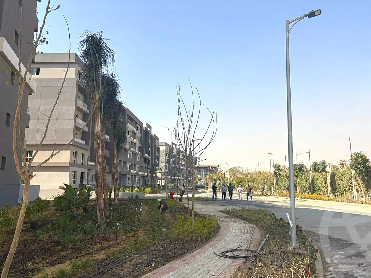 https://aqarmap.com.eg/ar/listing/7043280-for-sale-cairo-new-cairo-lmstqbl-syty-compounds-zyzyny-lmstqbl-rdk-llttwyr