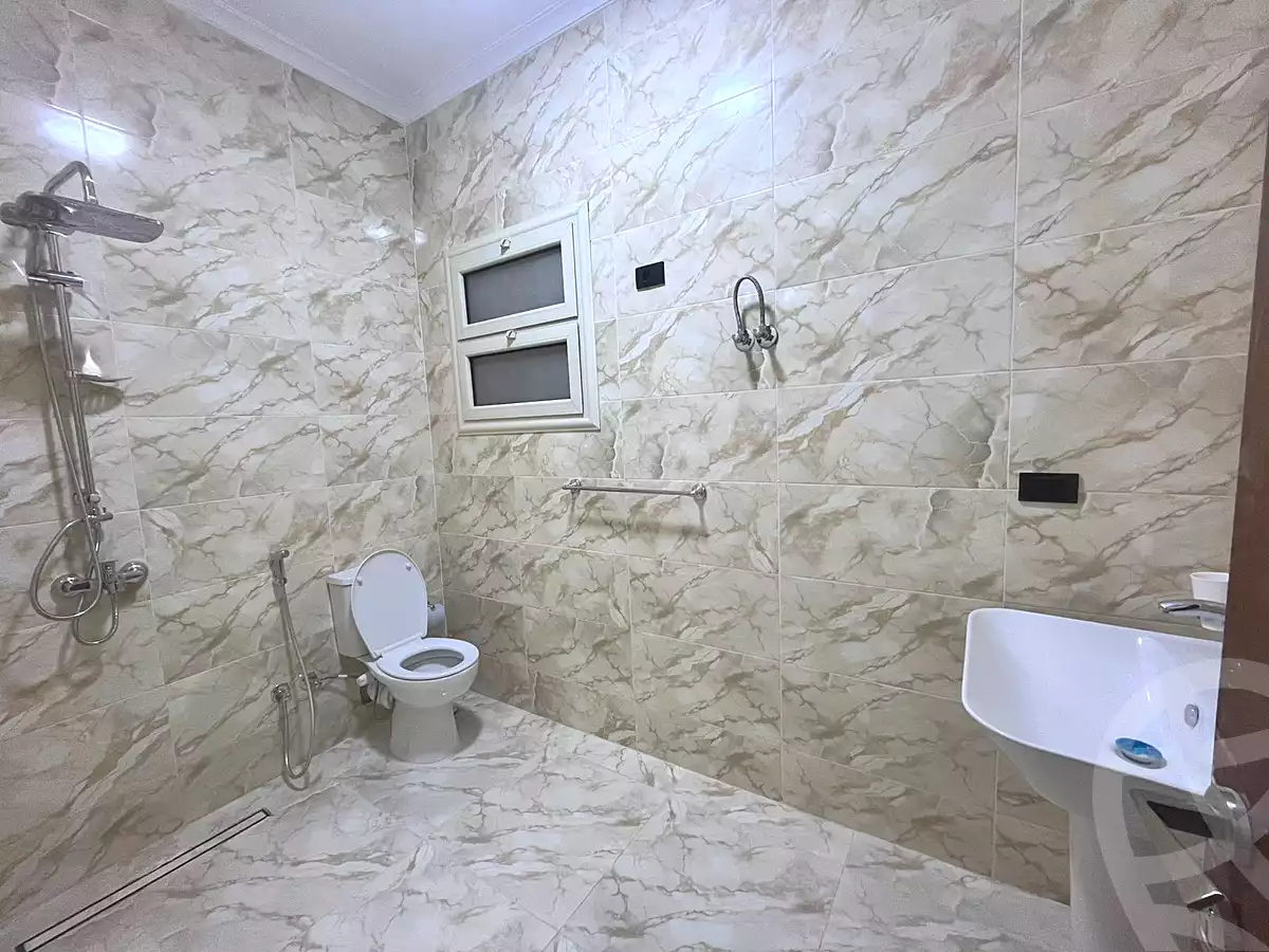 https://aqarmap.com.eg/ar/listing/7043354-for-rent-cairo-new-cairo-el-lotus-lotus-south