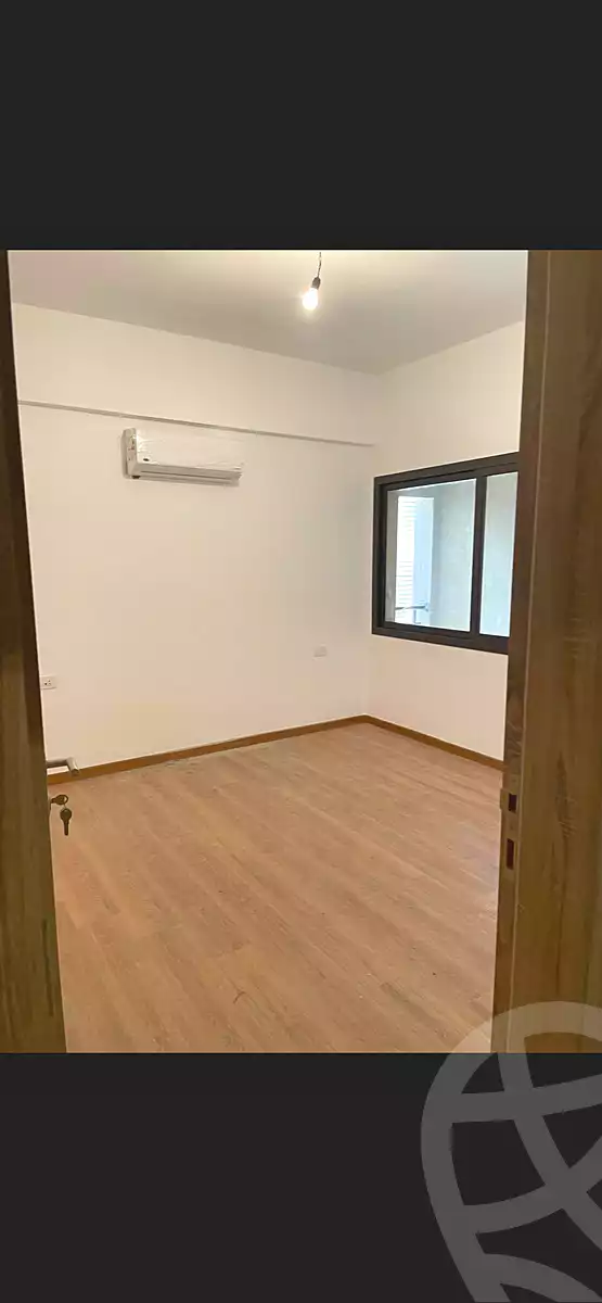 https://aqarmap.com.eg/ar/listing/7043435-for-rent-cairo-new-cairo-compounds-fifth-square