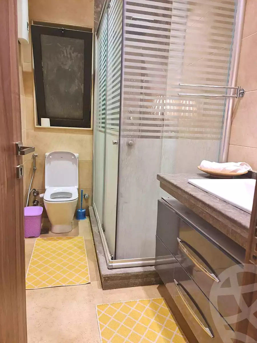 https://aqarmap.com.eg/en/listing/7043399-for-rent-cairo-new-cairo-compounds-lakeview-residence