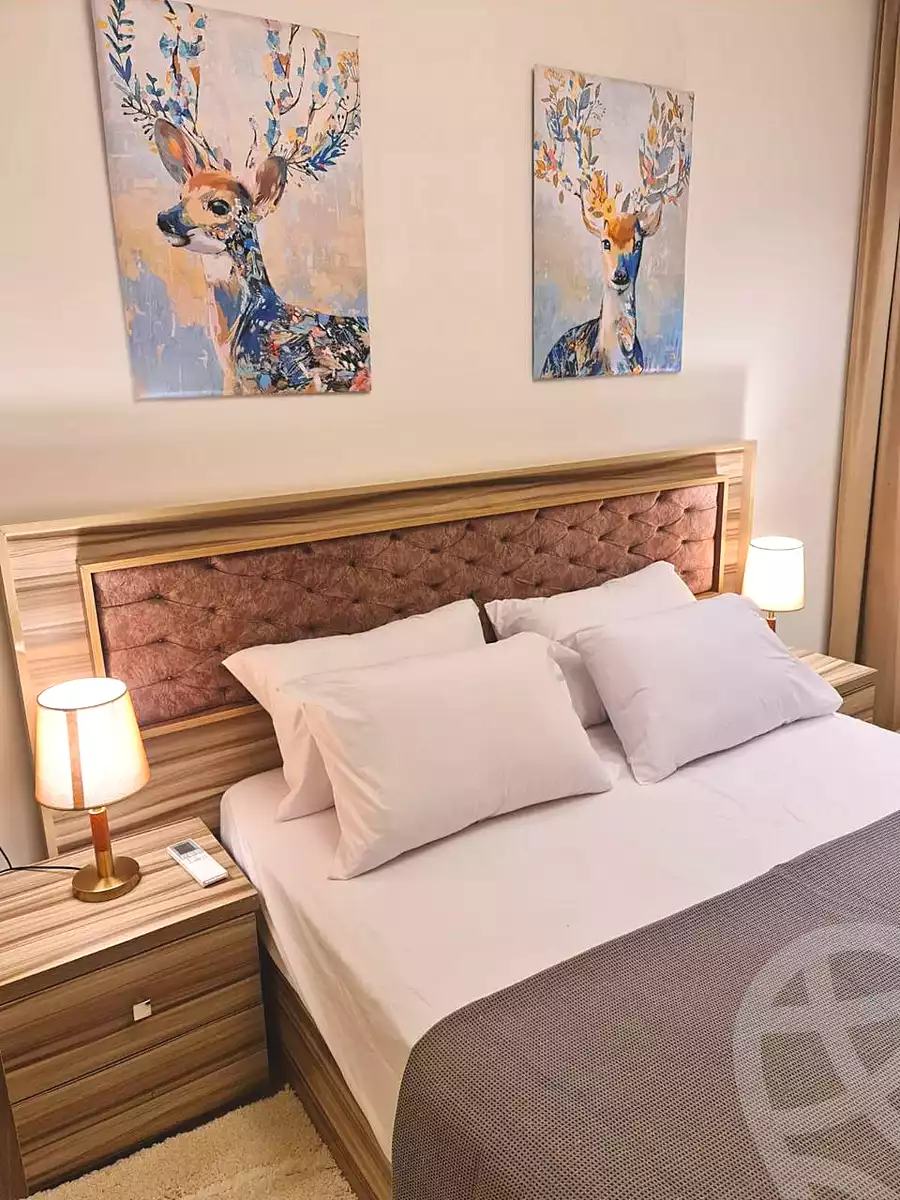 https://aqarmap.com.eg/en/listing/7043399-for-rent-cairo-new-cairo-compounds-lakeview-residence