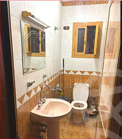 https://aqarmap.com.eg/ar/listing/7043575-for-sale-cairo-helwan-helwan-el-sharkeya-abd-el-rahman-pasha-st