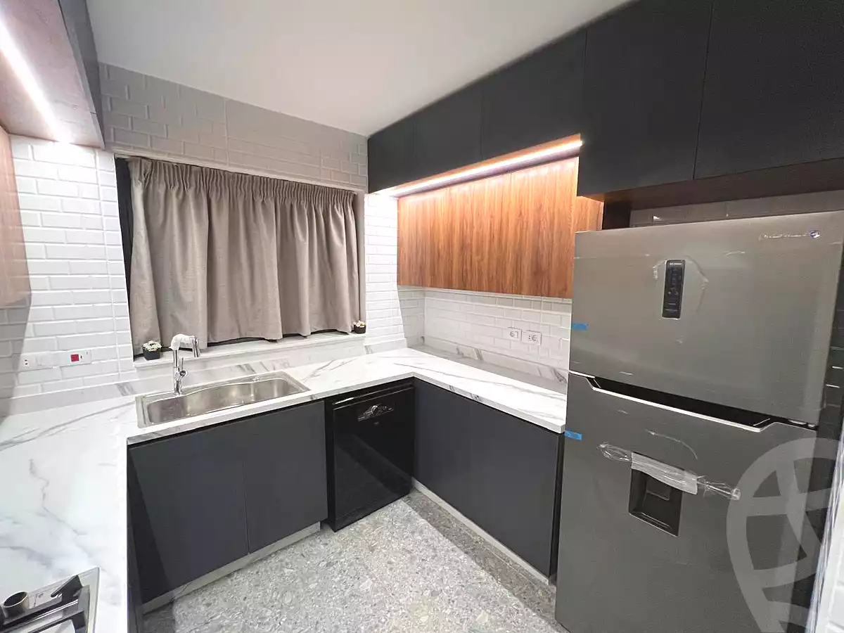 https://aqarmap.com.eg/en/listing/7043621-for-rent-cairo-new-cairo-compounds-lakeview-residence
