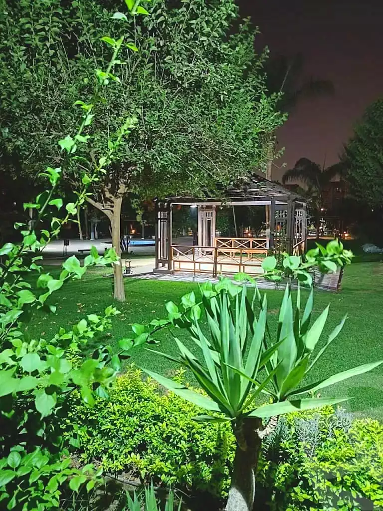 https://aqarmap.com.eg/ar/listing/7043619-for-sale-cairo-new-cairo-compounds-hayati-residence