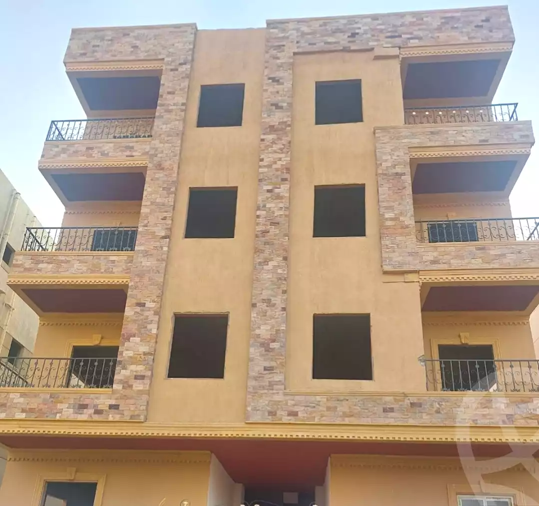 https://aqarmap.com.eg/en/listing/7043793-for-sale-cairo-badr-city-hai-el-ashgar-featured-neighborhood-el-imam-el-bokhary-st