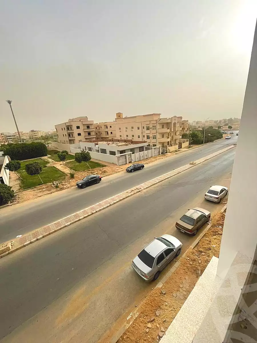 https://aqarmap.com.eg/ar/listing/7043815-for-sale-cairo-el-shorouk-lhy-lwl-shrq-neighborhood-1