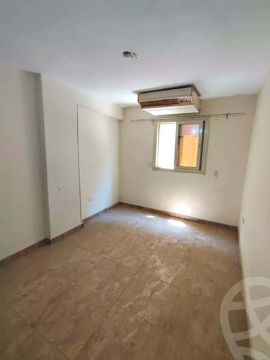 https://aqarmap.com.eg/en/listing/7043856-for-sale-cairo-ain-shams-jsr-lswys