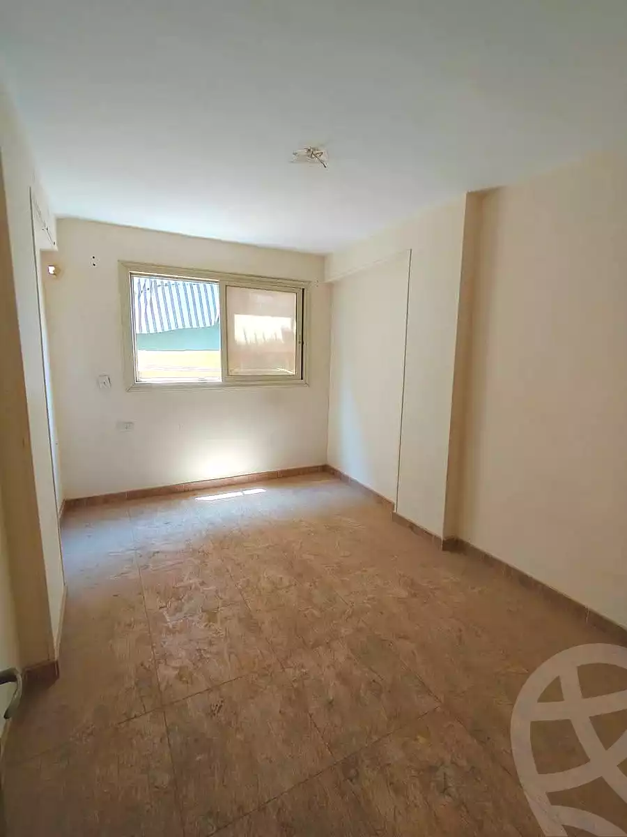 https://aqarmap.com.eg/en/listing/7043856-for-sale-cairo-ain-shams-jsr-lswys