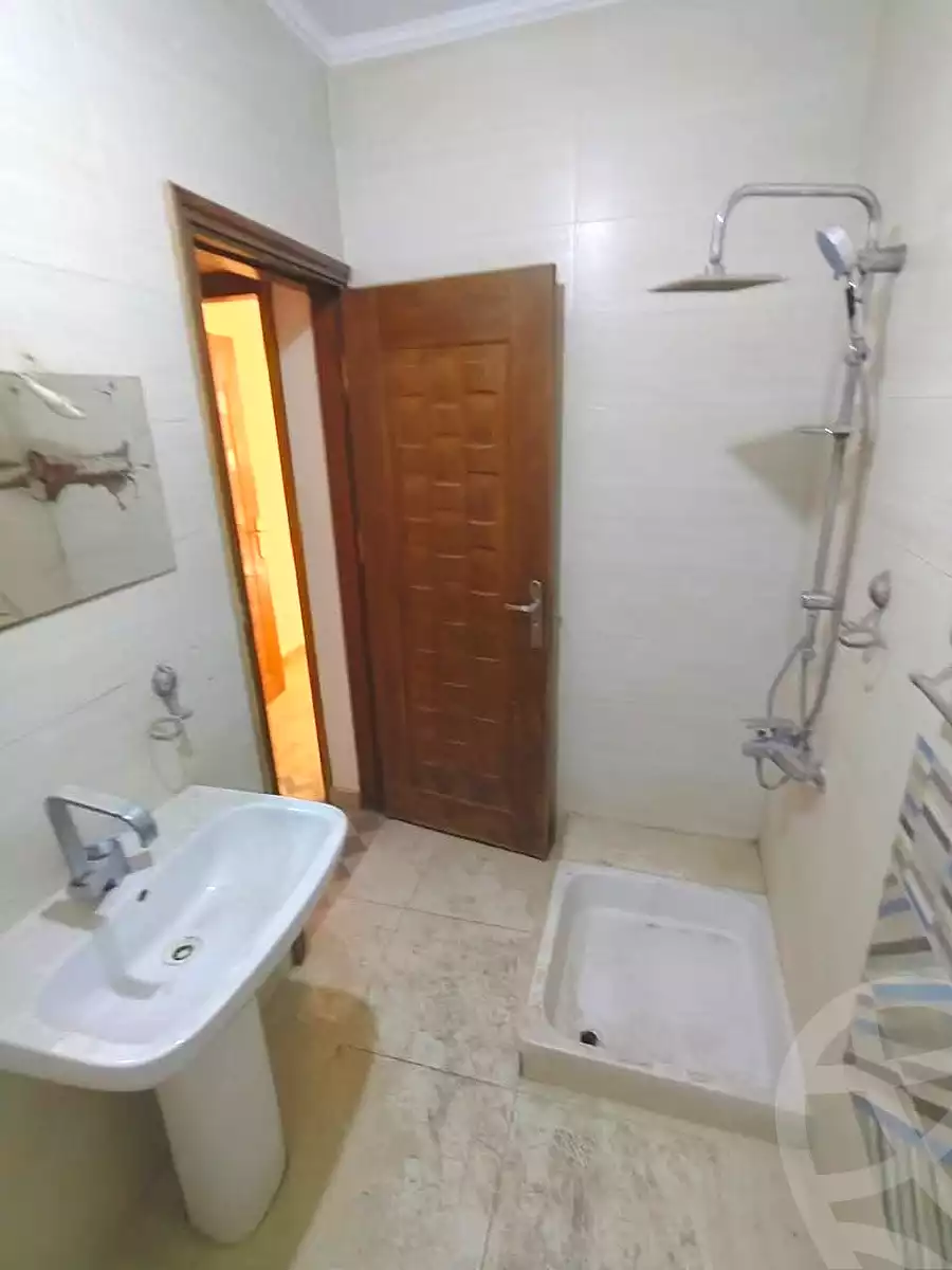 https://aqarmap.com.eg/en/listing/7043856-for-sale-cairo-ain-shams-jsr-lswys