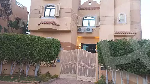 https://aqarmap.com.eg/ar/listing/7002996-for-sale-cairo-el-sheikh-zayed-city-compounds-hyper-one