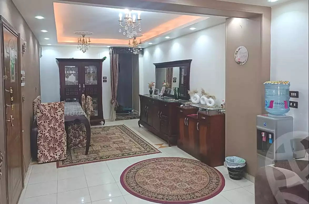 https://aqarmap.com.eg/ar/listing/7044123-for-sale-cairo-helwan-helwan-el-sharkeya-zaki-hawas-st