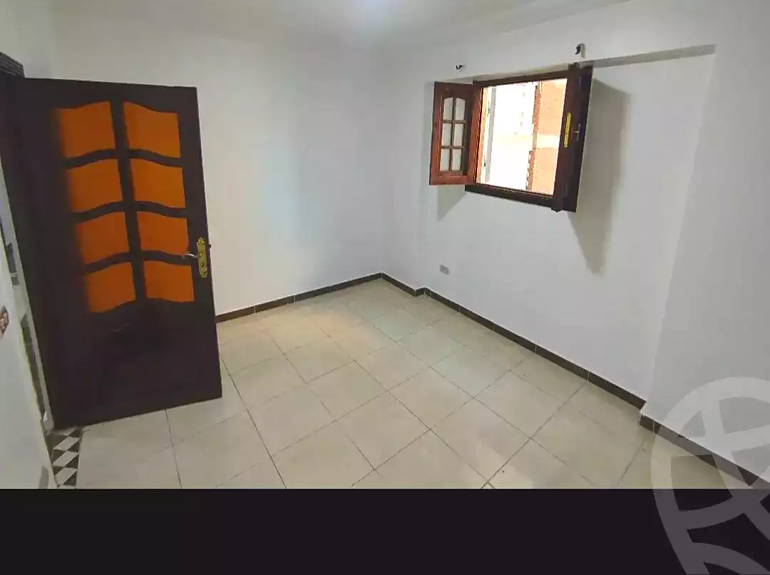 https://aqarmap.com.eg/en/listing/7044456-for-sale-alexandria-sydy-bshr-sydy-bshr-bhry