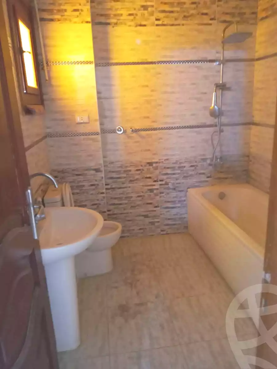 https://aqarmap.com.eg/ar/listing/7044511-for-rent-cairo-helwan-helwan-el-sharkeya-thabit-basha-st