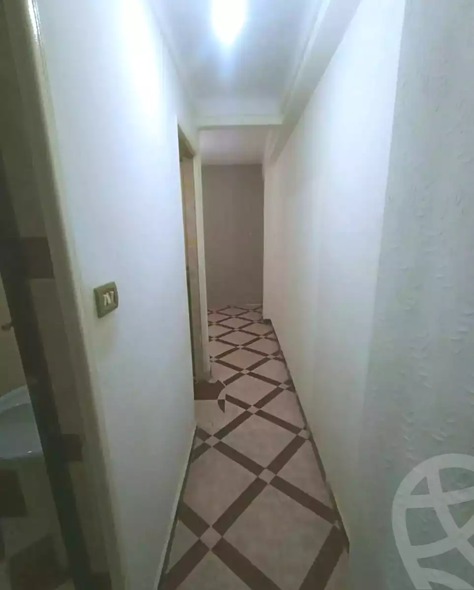 https://aqarmap.com.eg/ar/listing/7044540-for-sale-alexandria-lsywf-el-falki