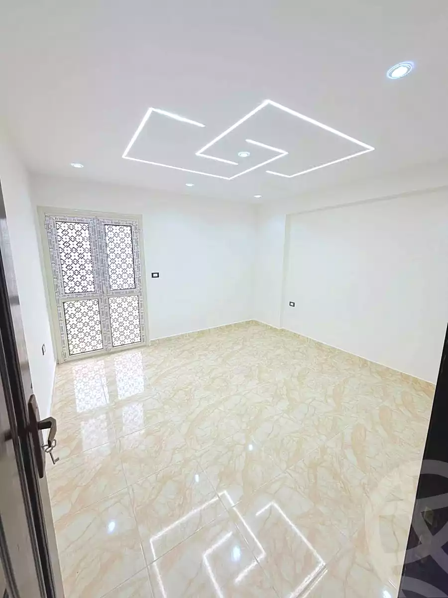 https://aqarmap.com.eg/ar/listing/7045189-for-sale-alexandria-lsywf-el-falki