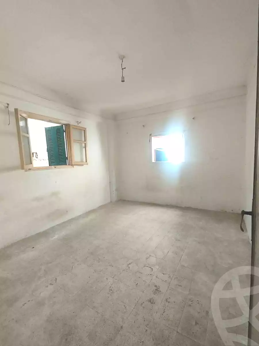 https://aqarmap.com.eg/ar/listing/7045266-for-sale-alexandria-al-agamy-lbytsh-ain-shams-st