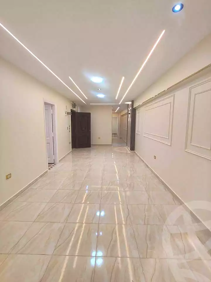 https://aqarmap.com.eg/ar/listing/7045312-for-sale-alexandria-miami-khld-bn-lwlyd