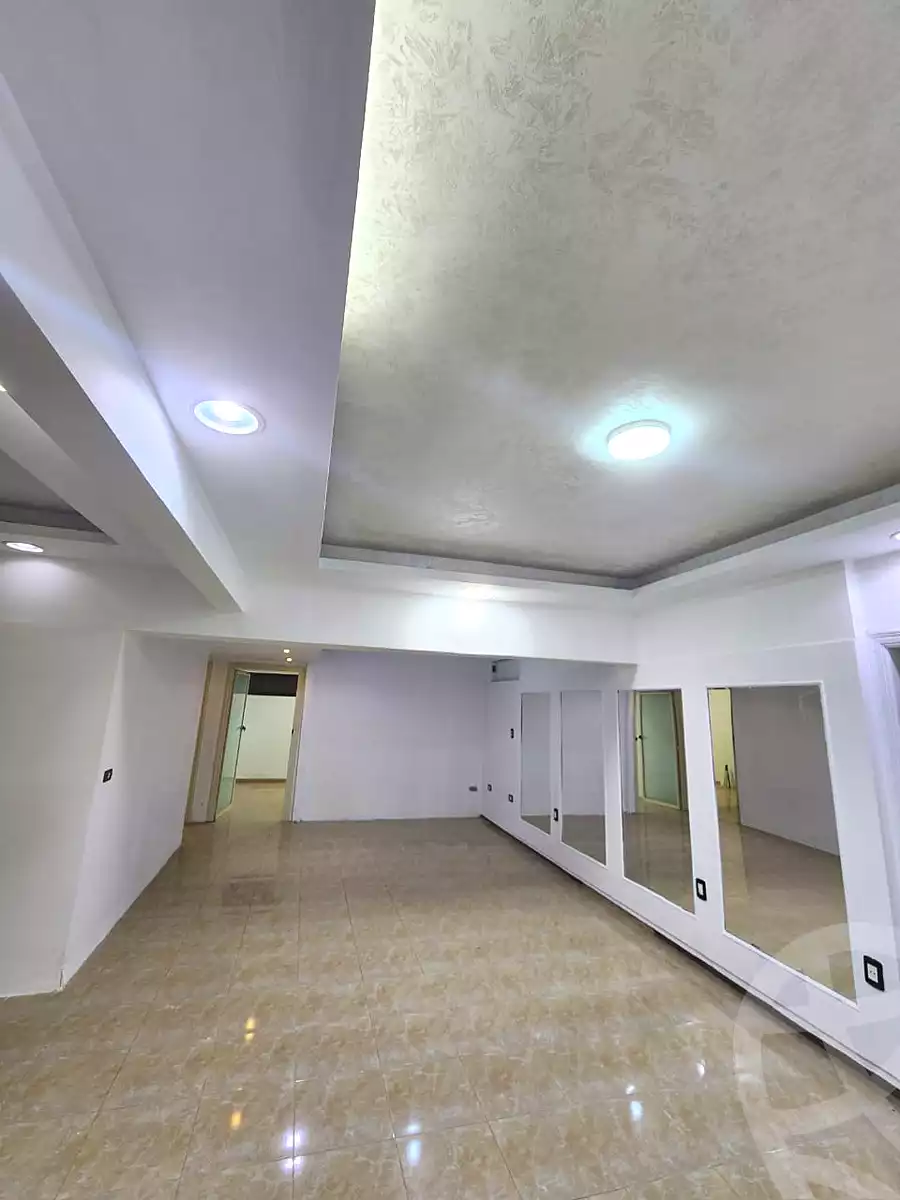 https://aqarmap.com.eg/ar/listing/7045542-for-rent-cairo-new-cairo-ganob-el-akadamiya-south-academy-a-el-toqa-st