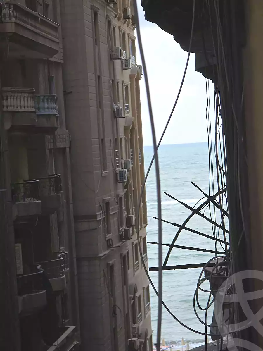https://aqarmap.com.eg/ar/listing/7045711-for-sale-alexandria-sydy-bshr-sydy-bshr-bhry