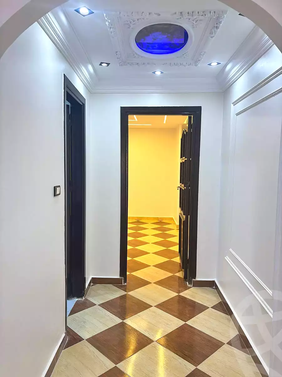 https://aqarmap.com.eg/ar/listing/7045772-for-sale-alexandria-el-asafra-shr-45