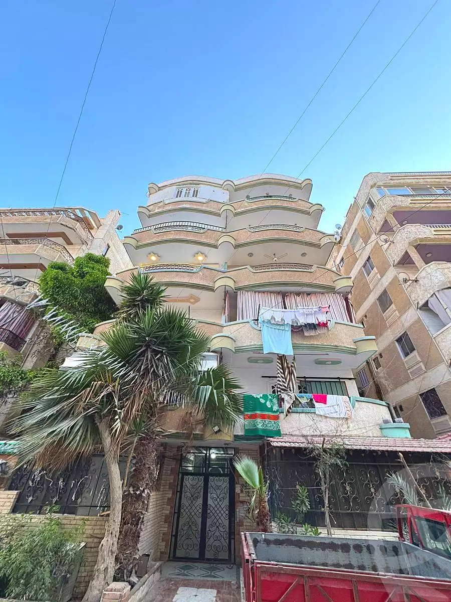 https://aqarmap.com.eg/ar/listing/7045778-for-sale-alexandria-al-agamy-shataa-el-nakheel