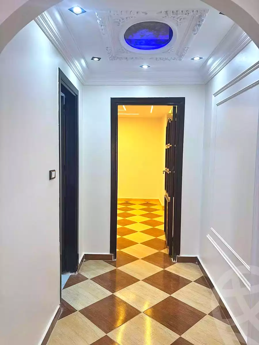 https://aqarmap.com.eg/ar/listing/7045893-for-sale-alexandria-el-asafra-shr-45
