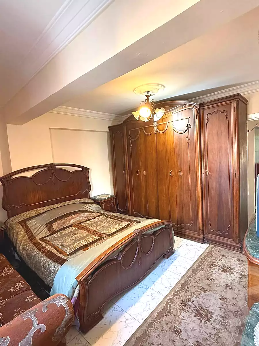 https://aqarmap.com.eg/ar/listing/7045913-for-sale-alexandria-sydy-bshr-sydy-bshr-bhry-ibrahim-el-sayed-st