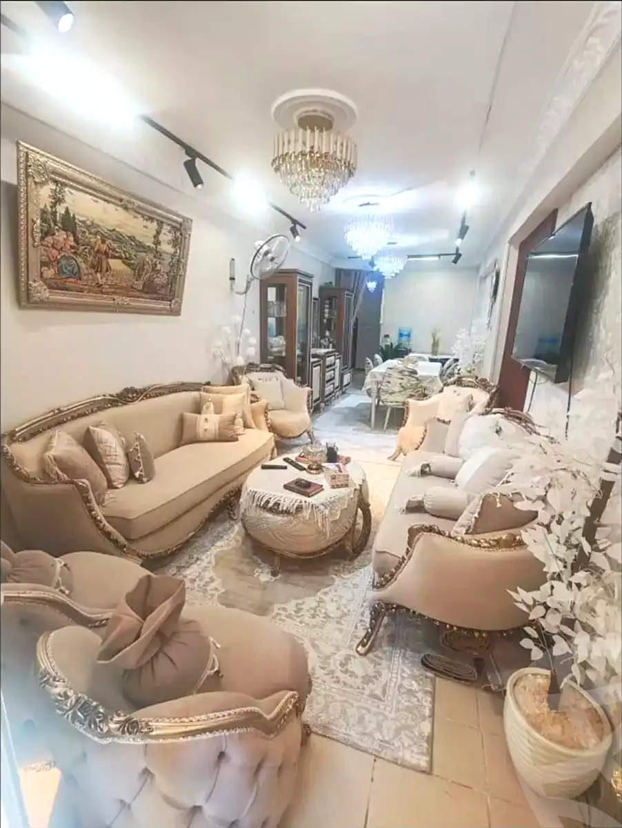 https://aqarmap.com.eg/en/listing/7046079-for-sale-alexandria-al-agamy-el-hanouvel-yathreb-st