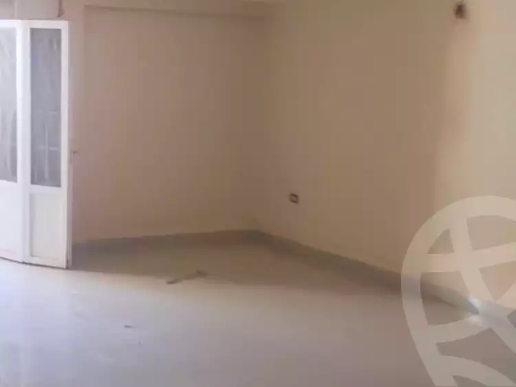 https://aqarmap.com.eg/en/listing/7041444-for-rent-alexandria-lsywf-shamaa