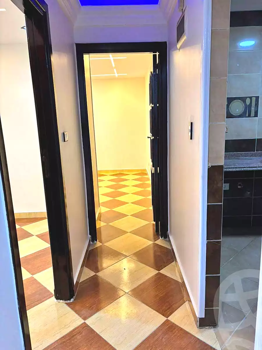 https://aqarmap.com.eg/ar/listing/7046299-for-sale-alexandria-el-asafra-shr-45