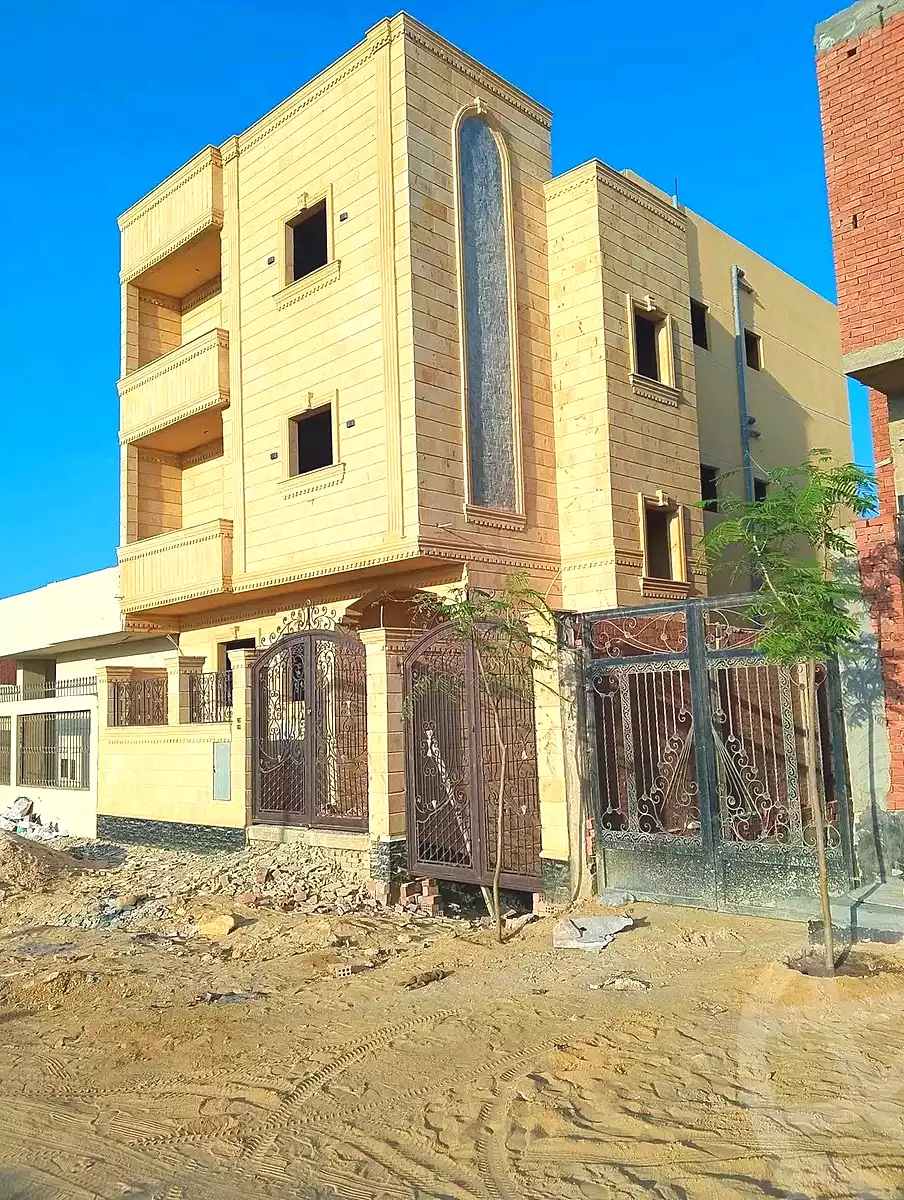 https://aqarmap.com.eg/en/listing/7046426-for-sale-cairo-badr-city-hai-el-banafsg-sixth-neighborhood-neighborhood-4