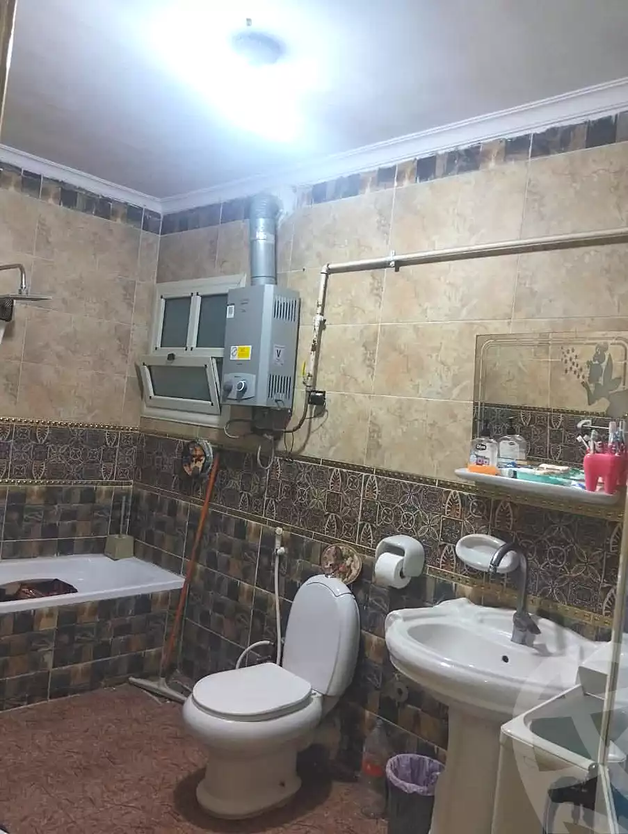 https://aqarmap.com.eg/ar/listing/7047024-for-sale-alexandria-al-agamy-lbytsh-el-hanafeya-st
