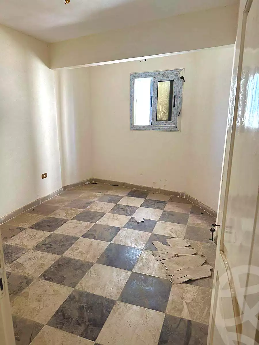 https://aqarmap.com.eg/ar/listing/7047028-for-sale-alexandria-al-agamy-el-hanouvel