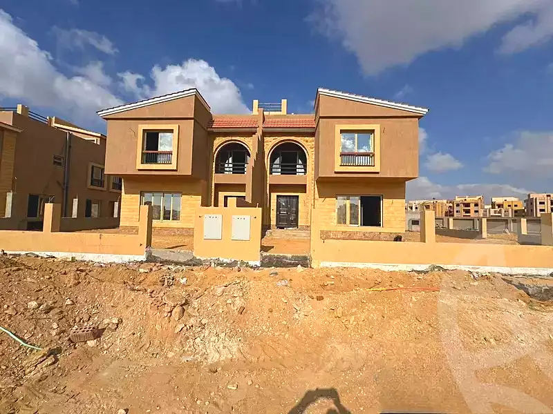 https://aqarmap.com.eg/ar/listing/7047202-for-sale-cairo-el-shorouk-compounds-maadi-view