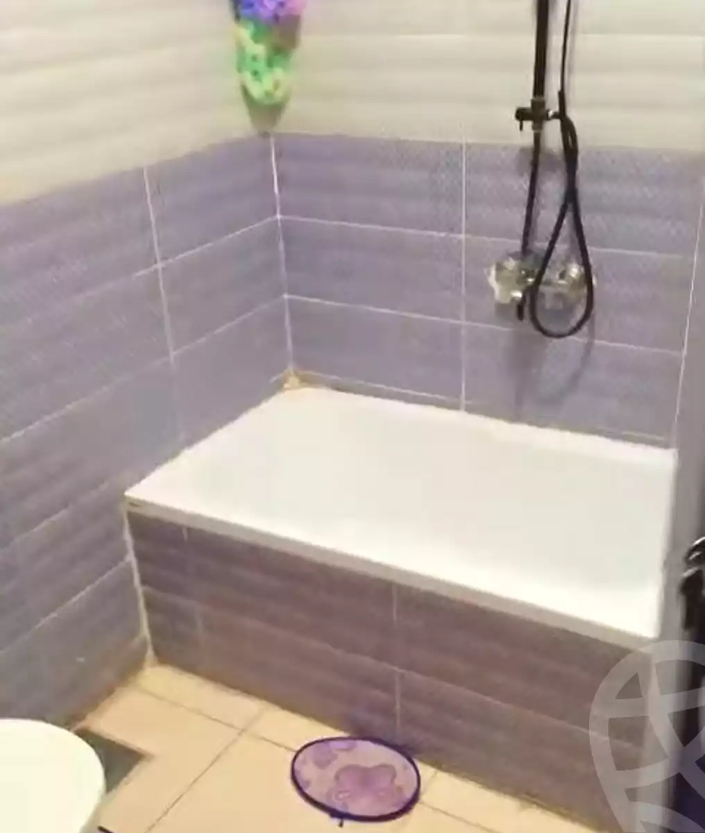 https://aqarmap.com.eg/ar/listing/7047284-for-sale-alexandria-al-agamy-el-hanouvel-el-salam-st