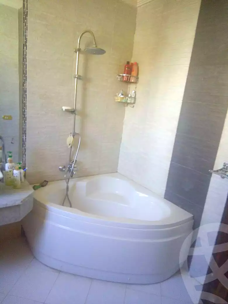 توين هاوس بـ٤ غرف نوم في حدائق المهندسين، صورة ١٠ من ١٦