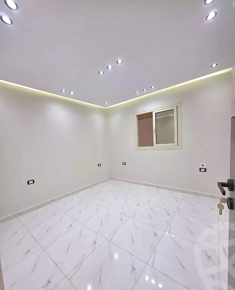 https://aqarmap.com.eg/ar/listing/7047855-for-sale-cairo-hadayek-el-ahram-khafraa-gate