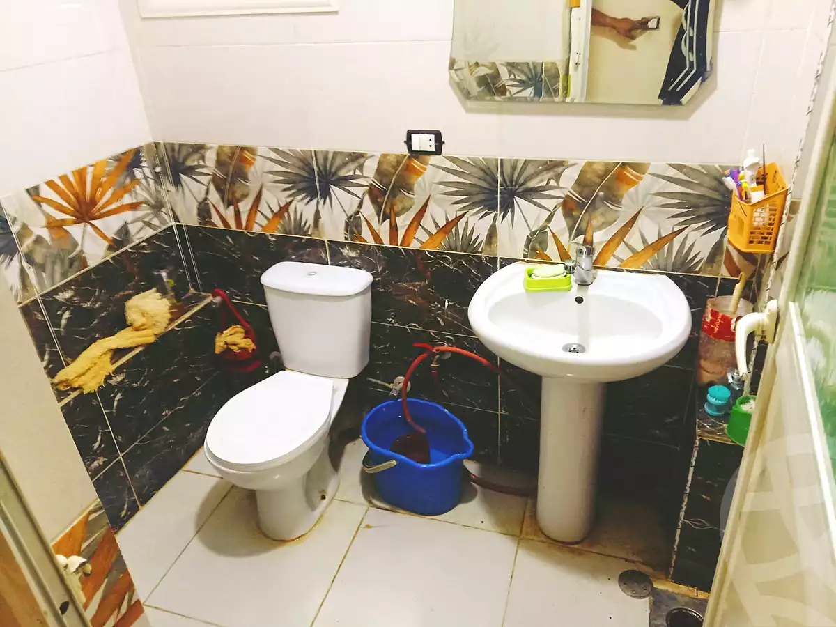 https://aqarmap.com.eg/ar/listing/7048078-for-sale-cairo-ain-shams-6-october-st