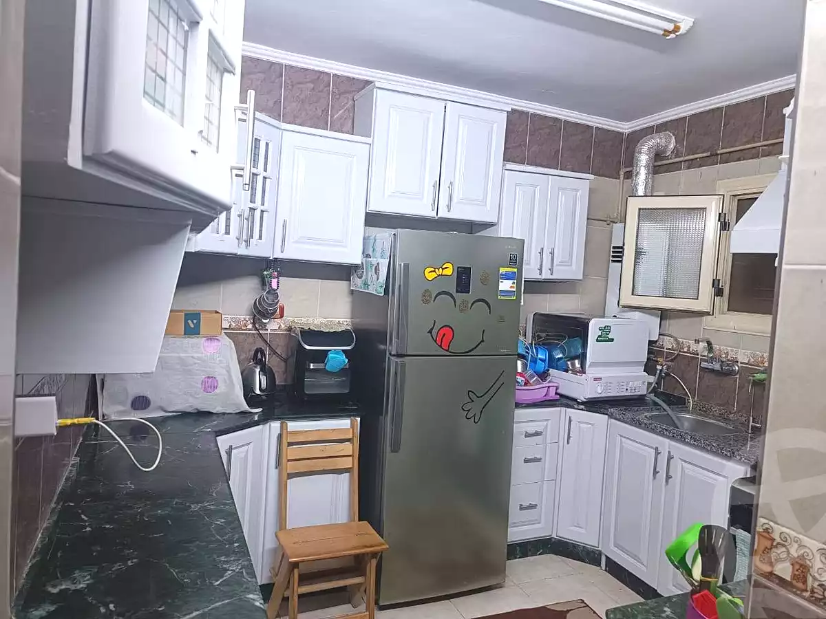 https://aqarmap.com.eg/ar/listing/7048246-for-sale-cairo-helwan-helwan-el-sharkeya-zaki-hawas-st