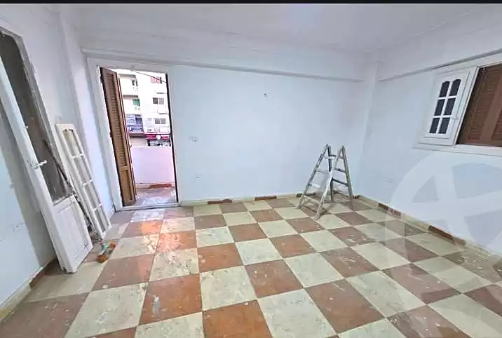 https://aqarmap.com.eg/ar/listing/7048244-for-rent-alexandria-al-agamy-el-hanouvel